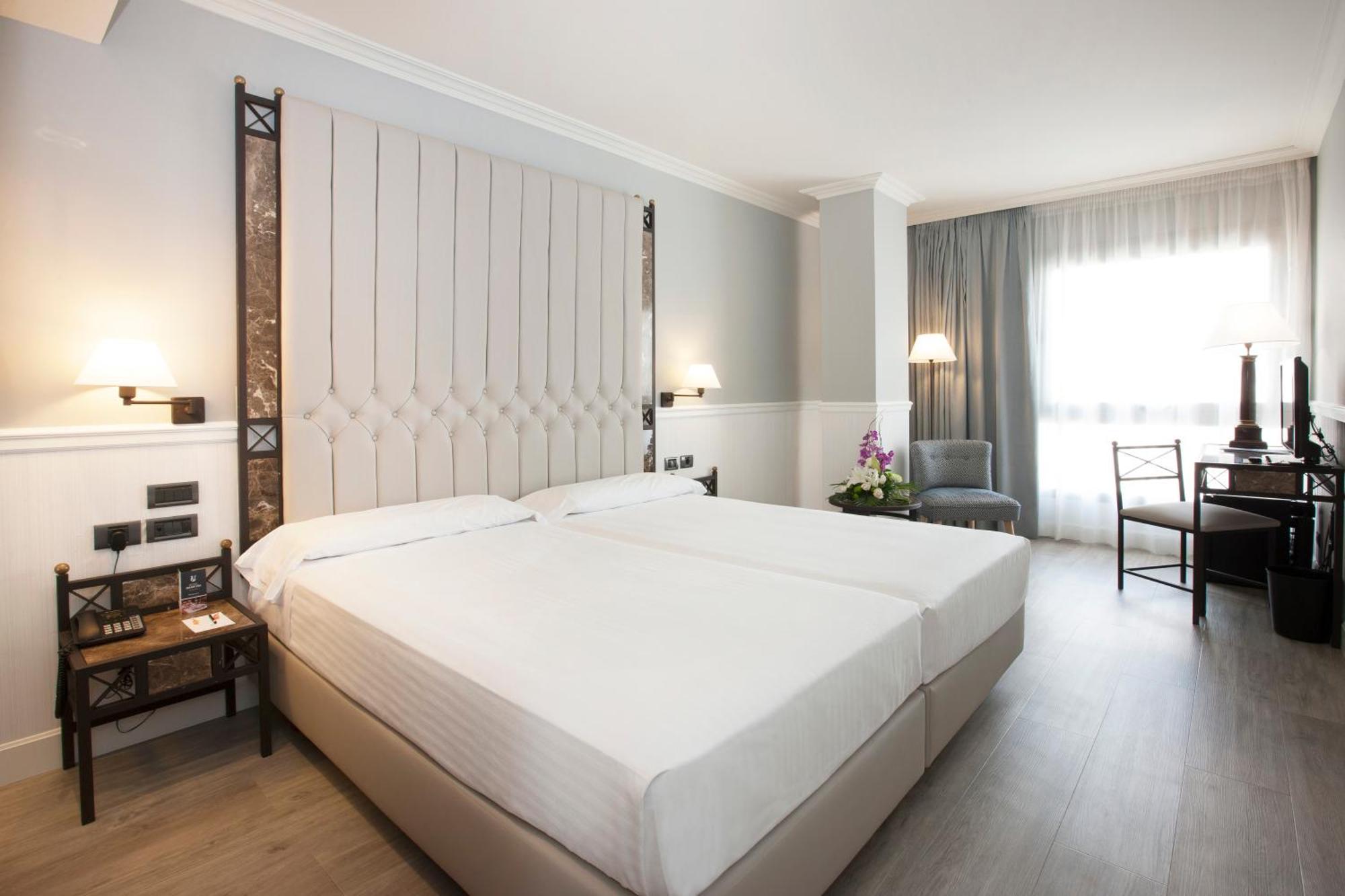 Hotel Gran Via Logroño Eksteriør billede